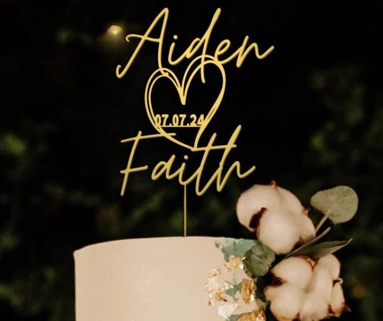 Cake Topper Wedding Personalized Couples Name Engagement Cake Topper Include Heart &amp; Date Rustic Cake Topper for Bridal Shower Gift Wedding