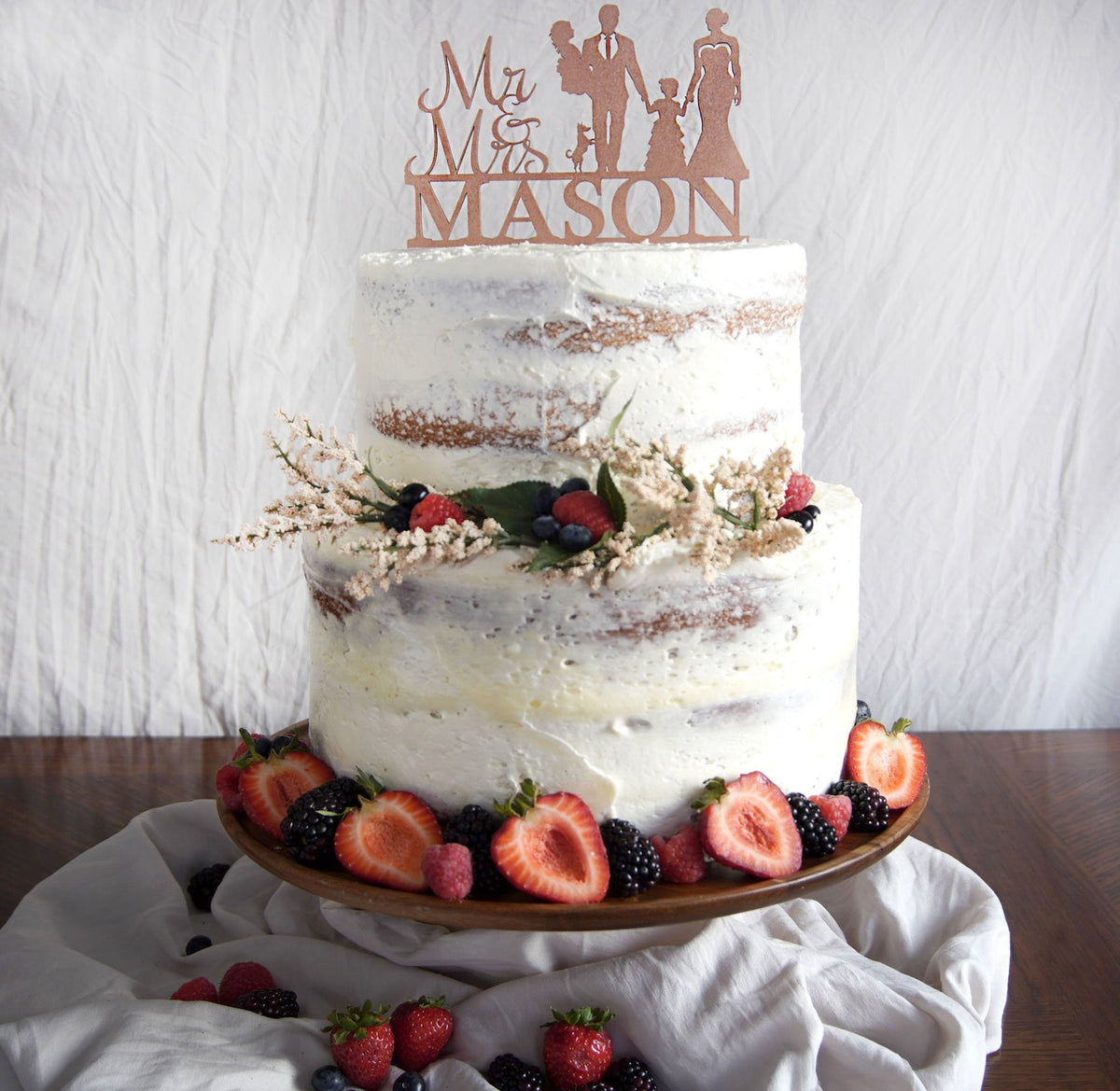 Family Silhouette Wedding Cake Topper | Personalized Bride &amp; Groom Cake Topper | Custom Acrylic or Wood Cake Topper, Wedding Cake Topper, designLEE Studio, designLEE Studio