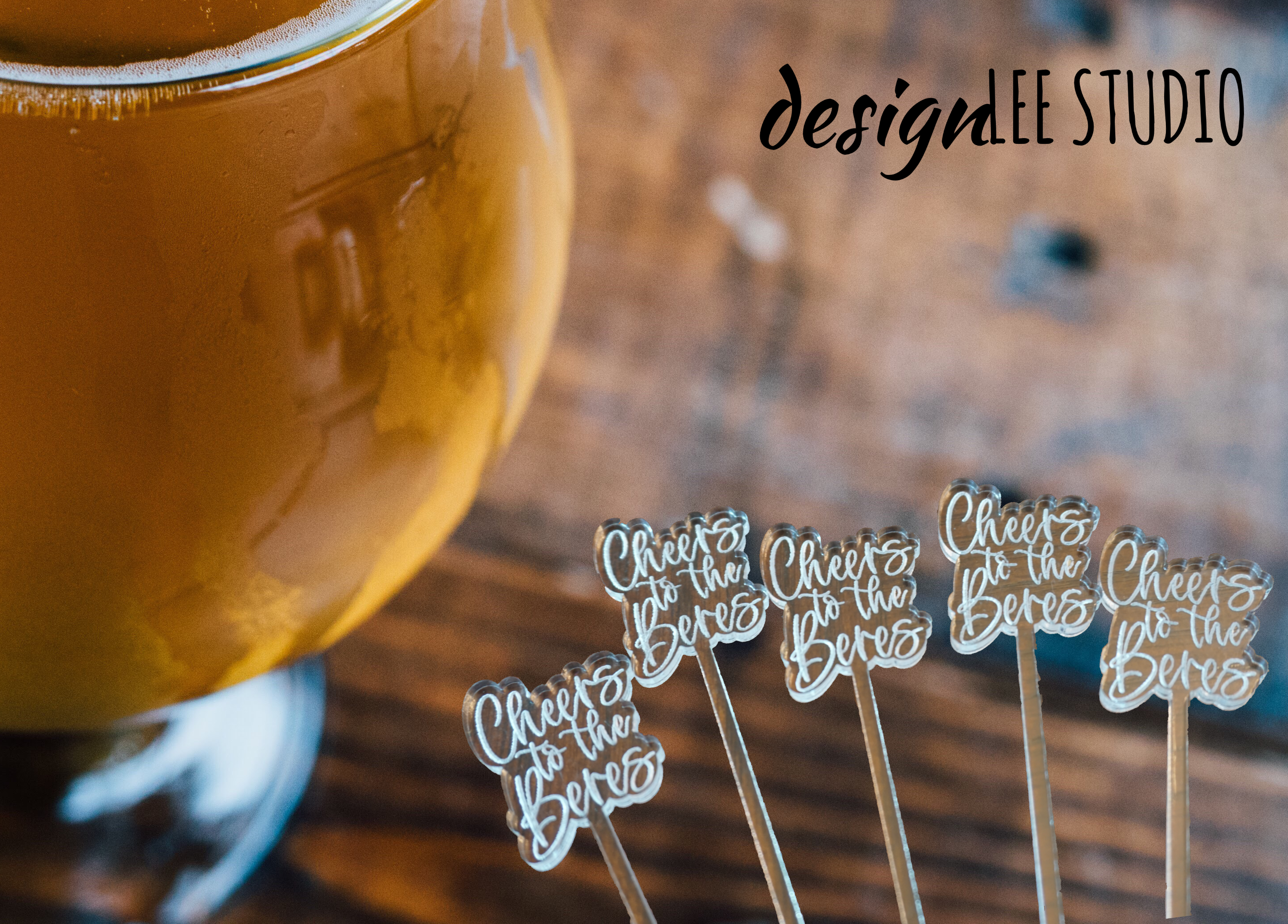 https://designleestudio.com/cdn/shop/products/golden-yellow-beer-glass-on-rustic-wood-table-at-b-FDXRM5C_5000x.png?v=1623846434