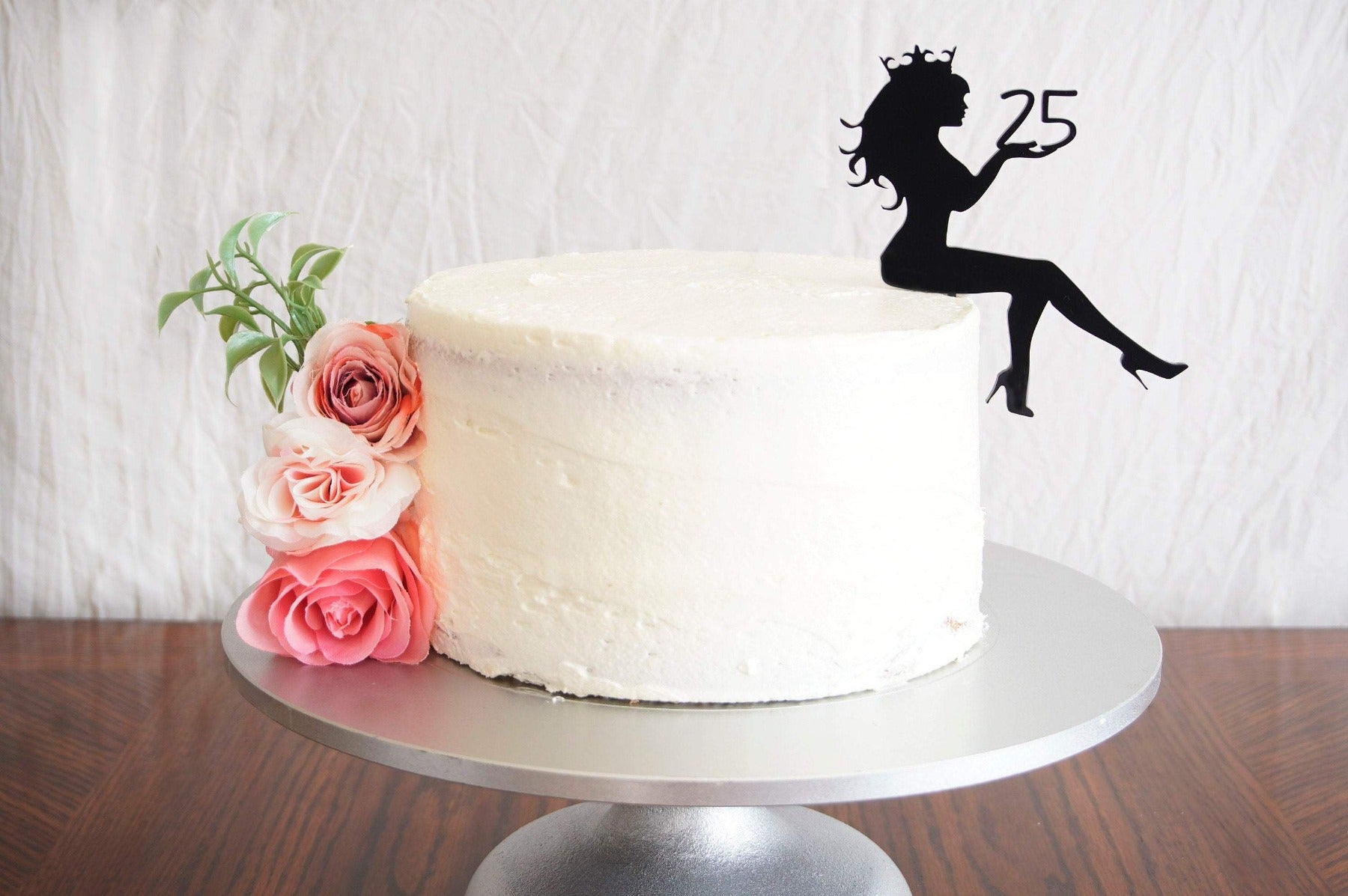 Amazon.com: Sitting Girl Silhouette Cake Topper Decorations with Glamour  for Lady 60th Birthday Theme Queen Sexy Party Decor Supplies : Grocery &  Gourmet Food