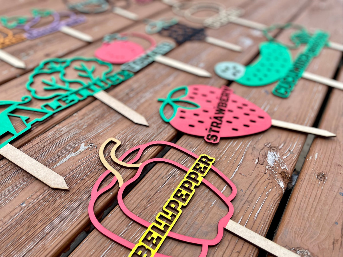 Custom Vegetable Garden Marker Stakes for Herb Garden Spring Gift Home Aesthetic Vegetable Marker Herb Markers Plant Tags Gardeners Gift