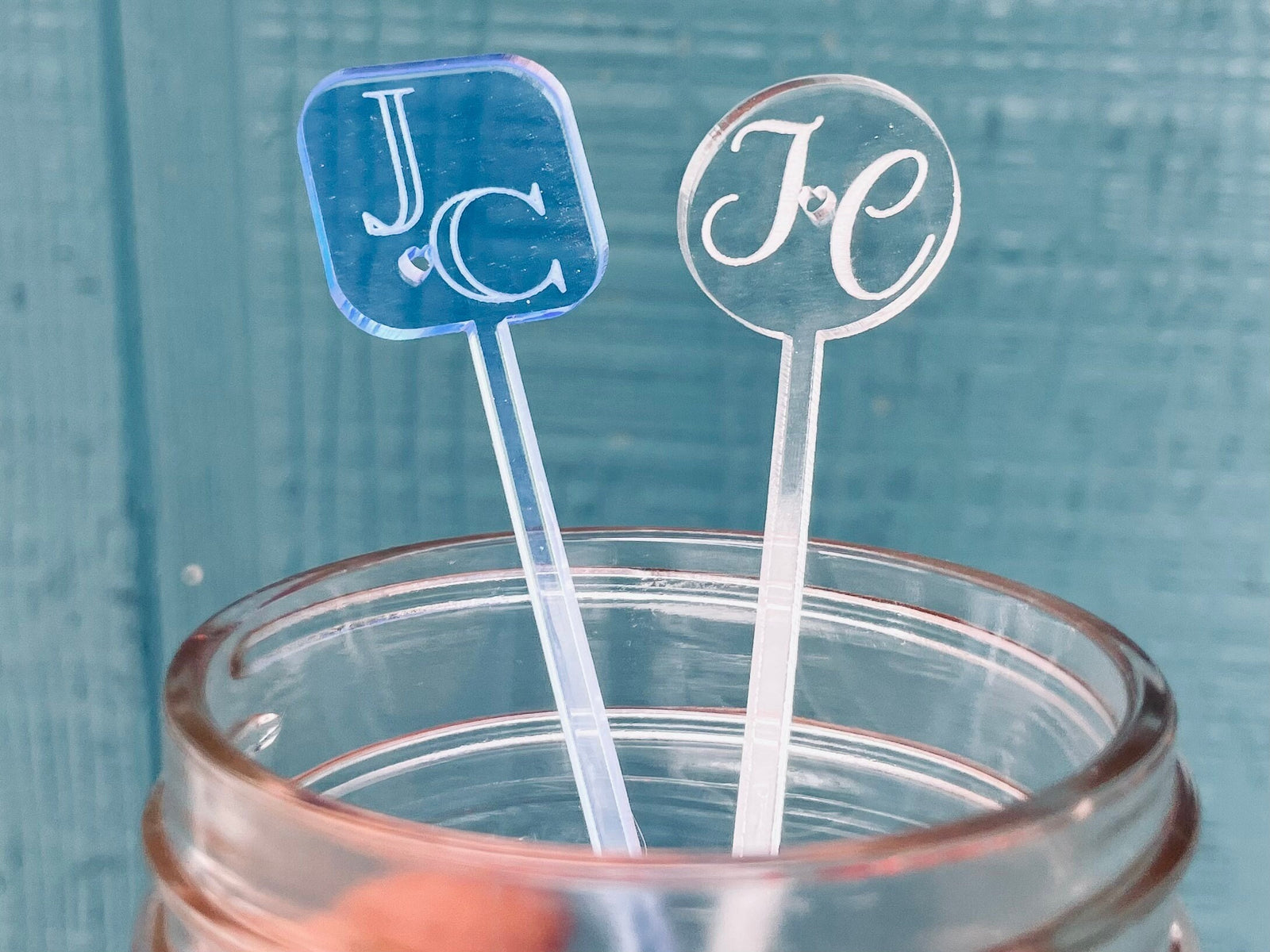 Custom Wedding Drink Stirrer Personalized Acrylic Stir Sticks for Birthday Swizzle Stick Cocktail Stirrer Drink Topper Initial Drink Stirrer