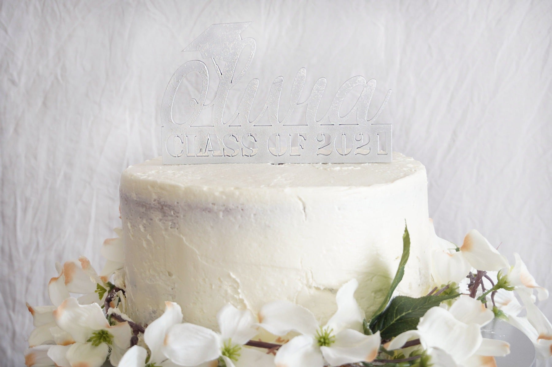 Custom Wedding Cake Toppers – Everything you need to Know [2023]